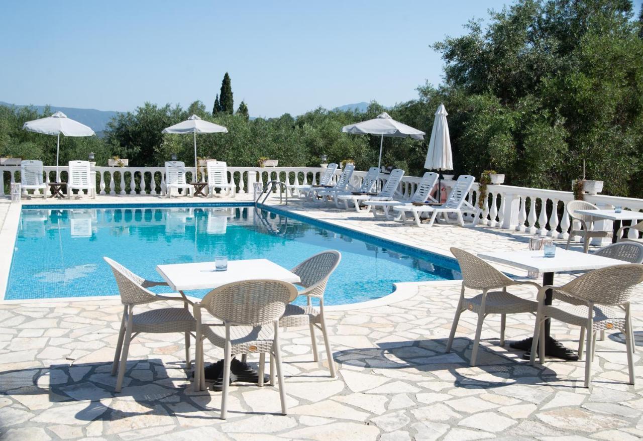 Myrto Aparthotel