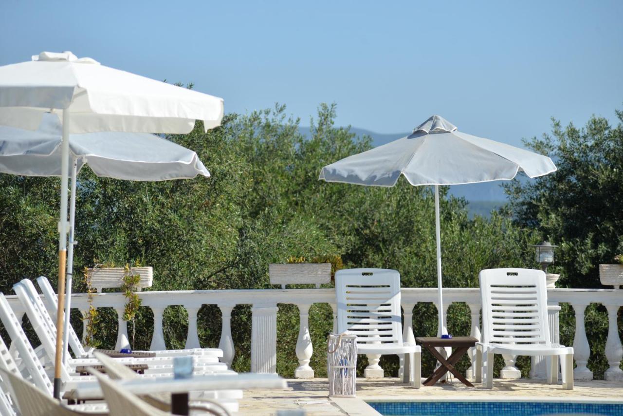 Myrto Aparthotel