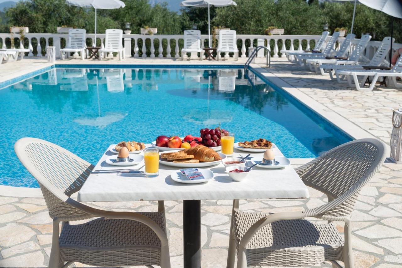 Myrto Aparthotel 3*