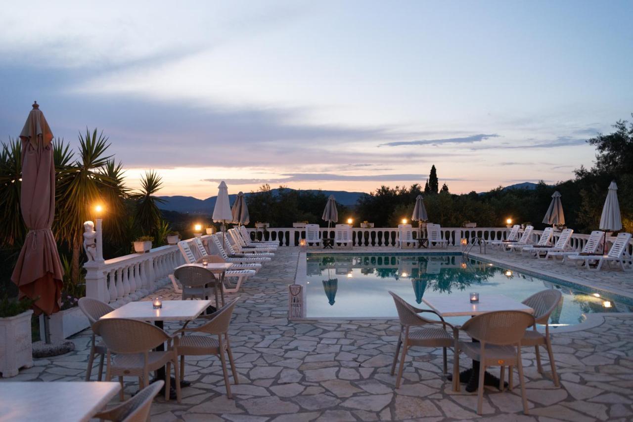 Myrto Aparthotel 3*