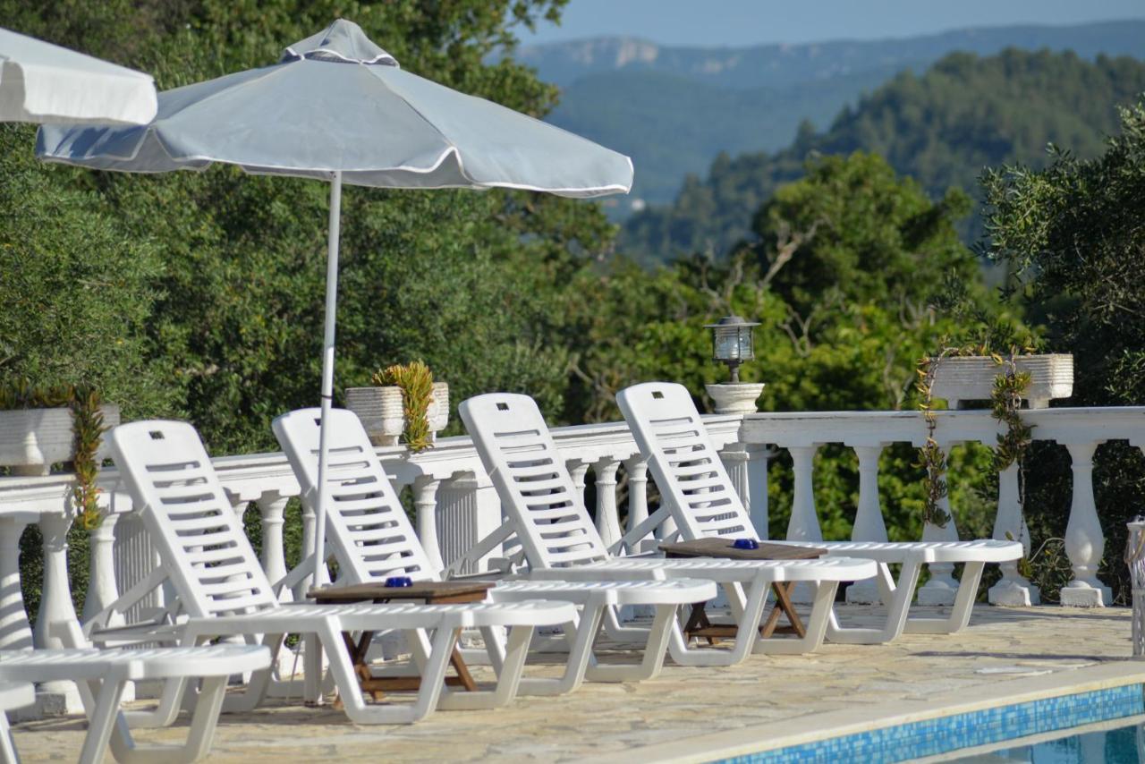 Aparthotel Myrto 3*
