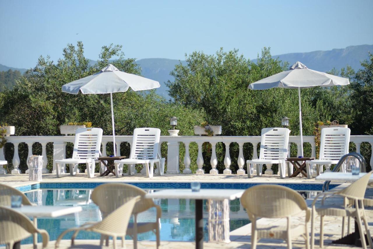 Aparthotel Myrto