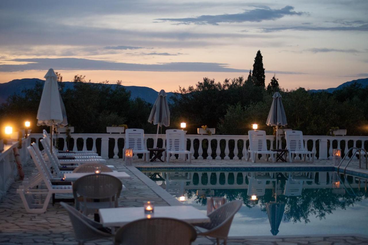 Aparthotel Myrto 3*