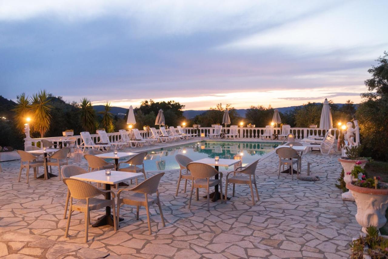 Aparthotel Myrto Pelekas