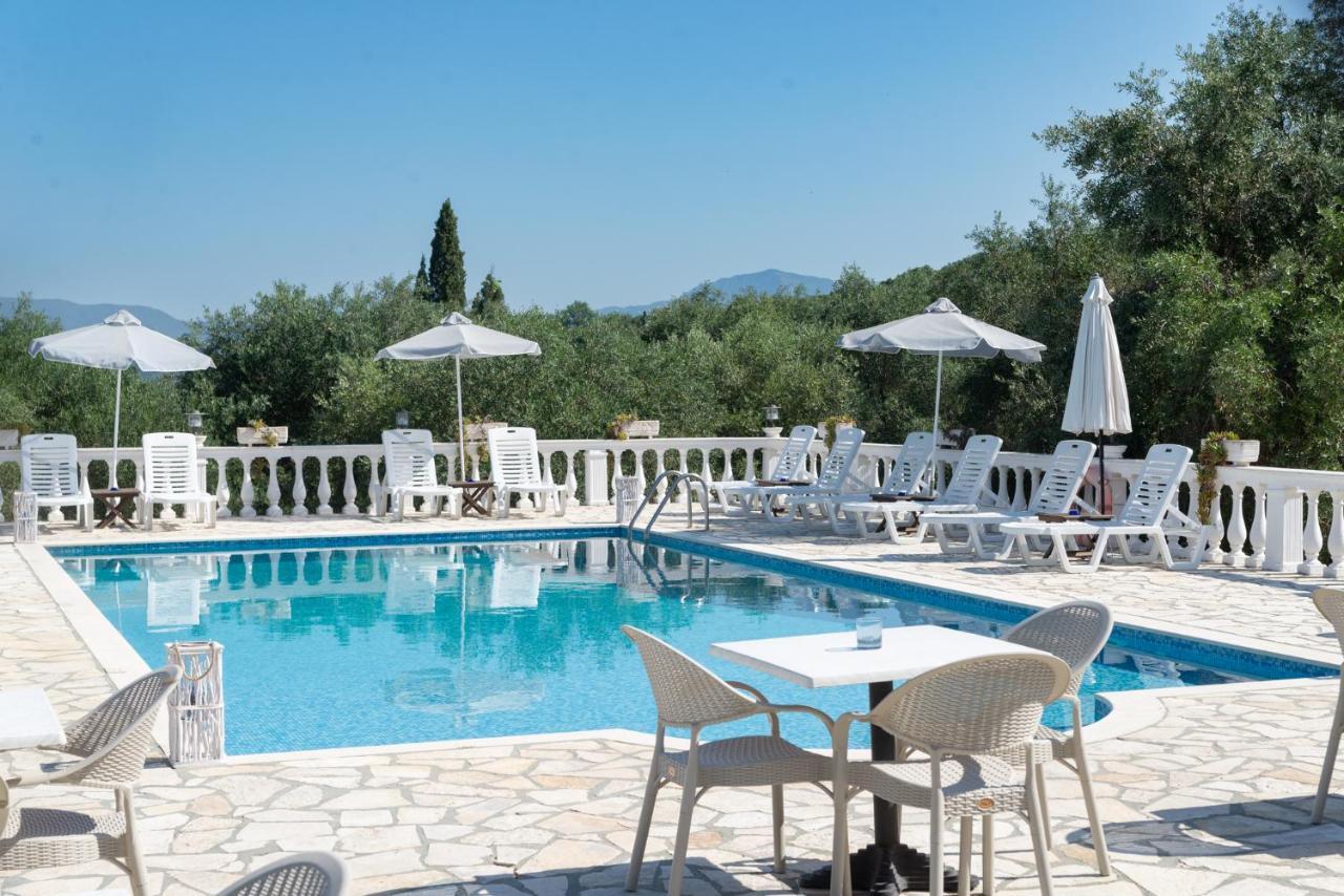 Aparthotel Myrto 3*