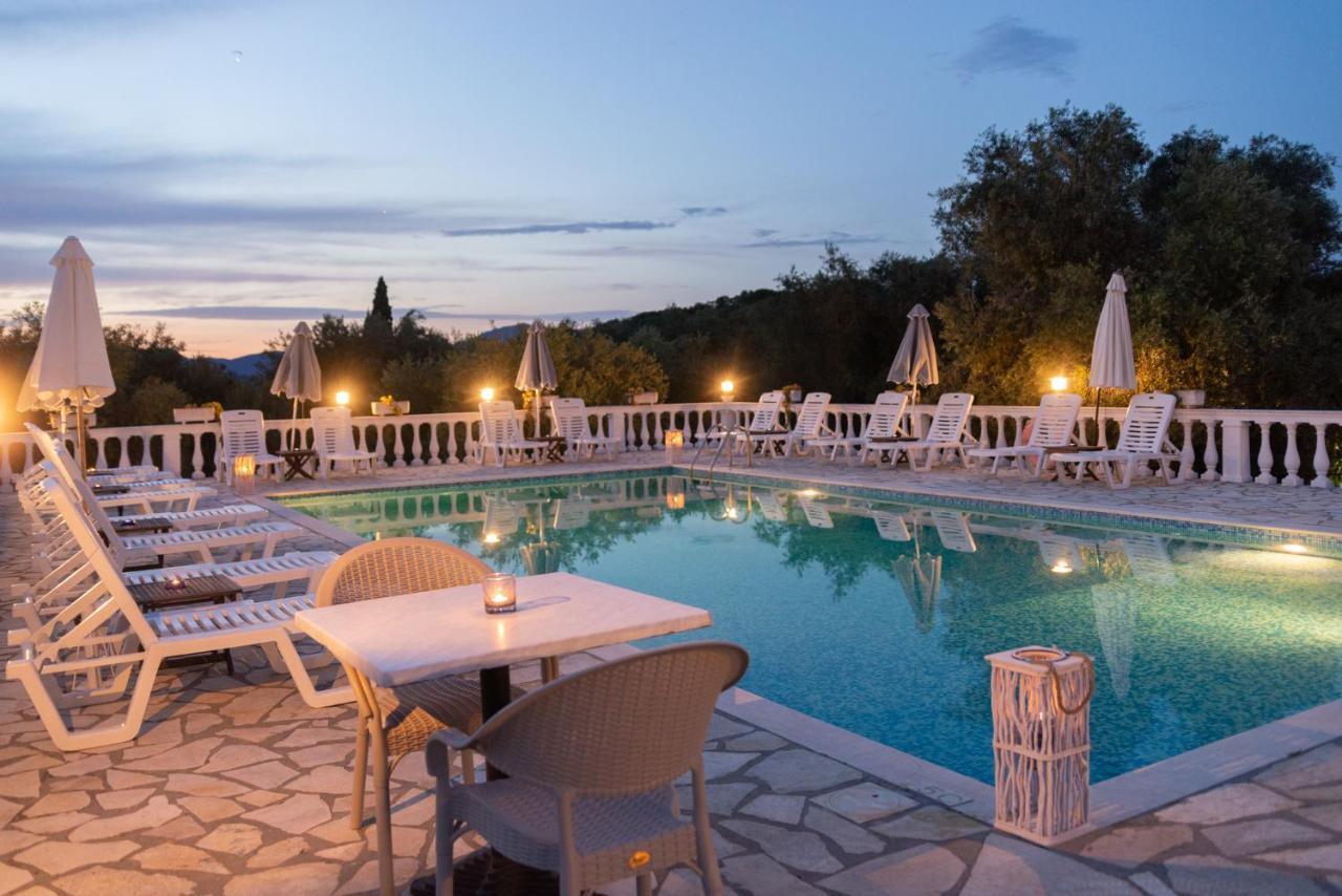 Myrto Aparthotel 3*